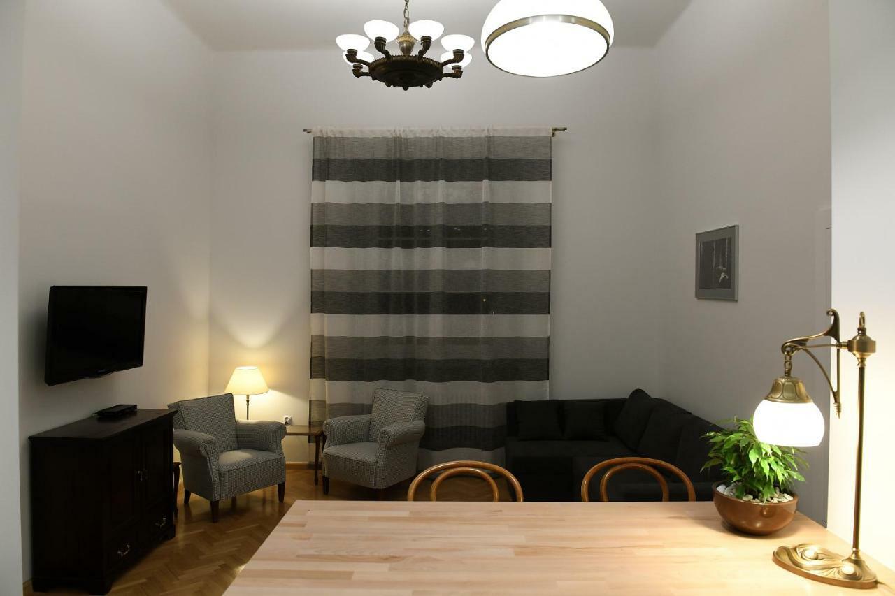 Apartament Na Dlugiej Warsawa Bagian luar foto